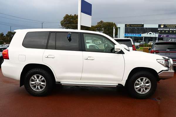 2014 Toyota Landcruiser GXL VDJ200R