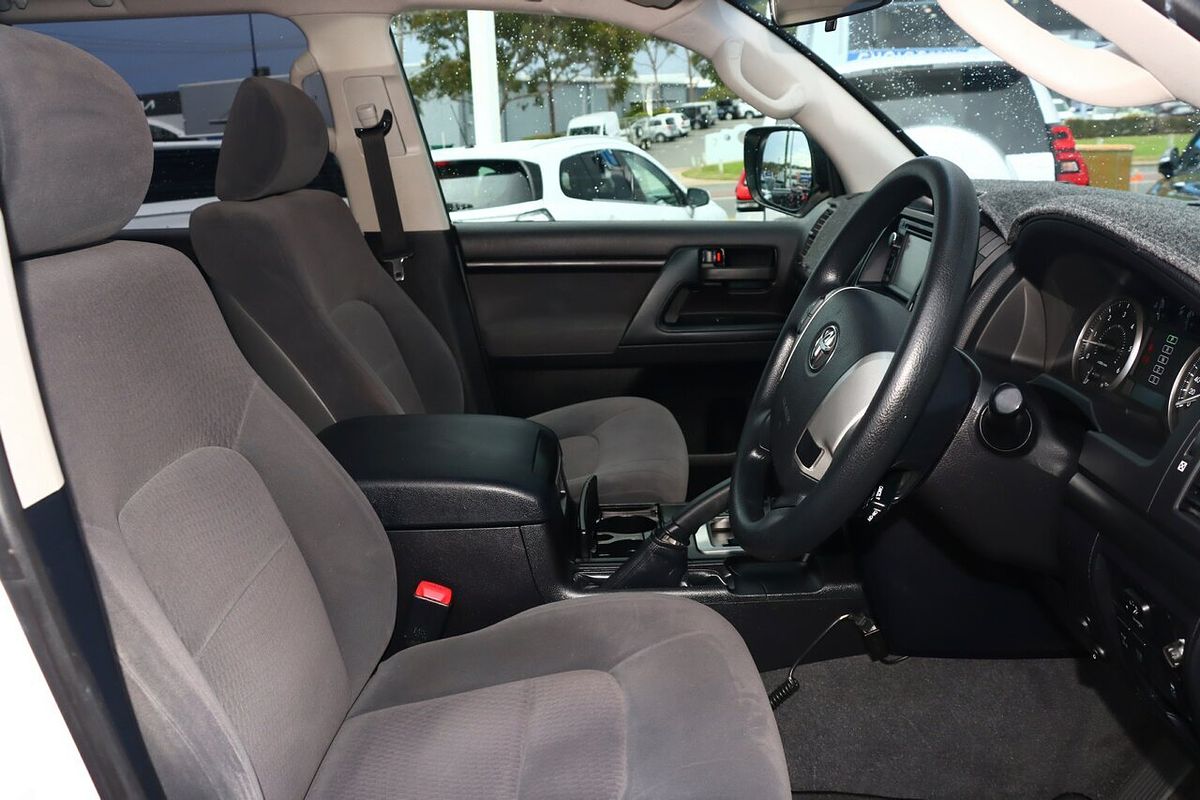 2014 Toyota Landcruiser GXL VDJ200R