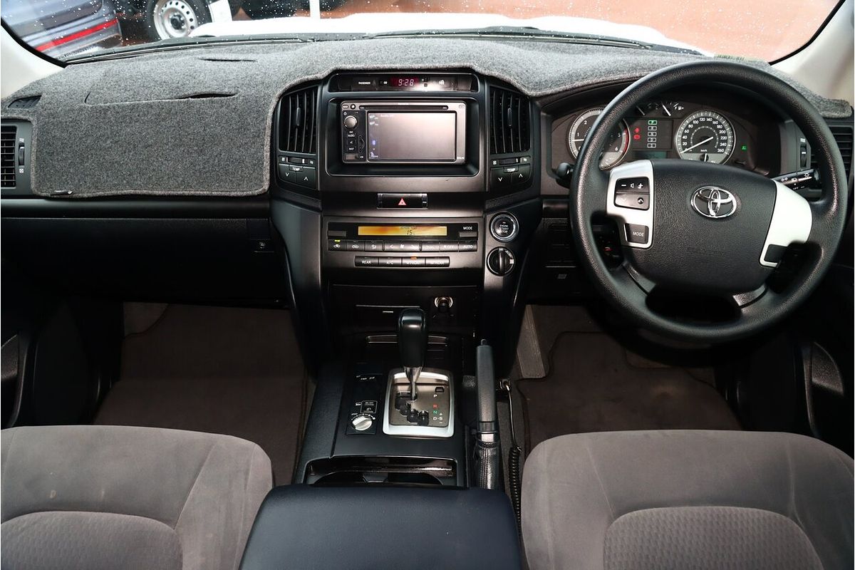 2014 Toyota Landcruiser GXL VDJ200R