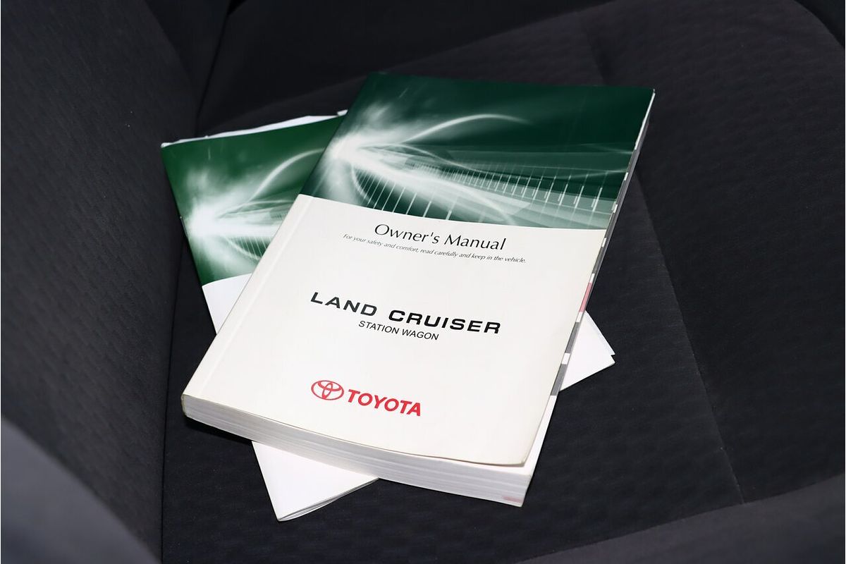 2014 Toyota Landcruiser GXL VDJ200R