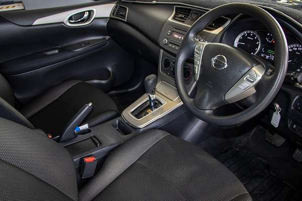 2013 Nissan Pulsar ST C12