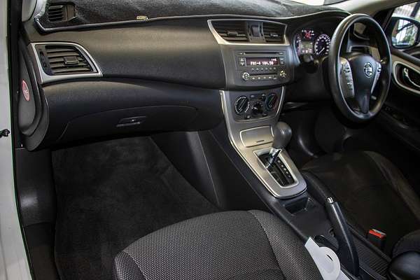 2013 Nissan Pulsar ST C12