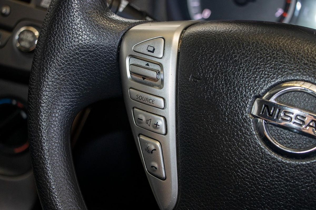 2013 Nissan Pulsar ST C12