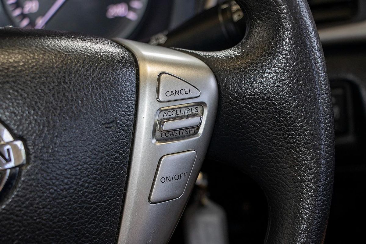 2013 Nissan Pulsar ST C12