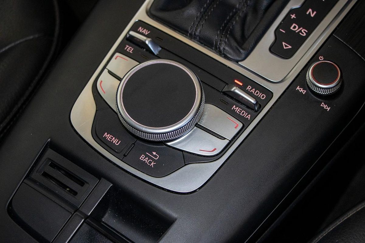 2014 Audi A3 Attraction 8V