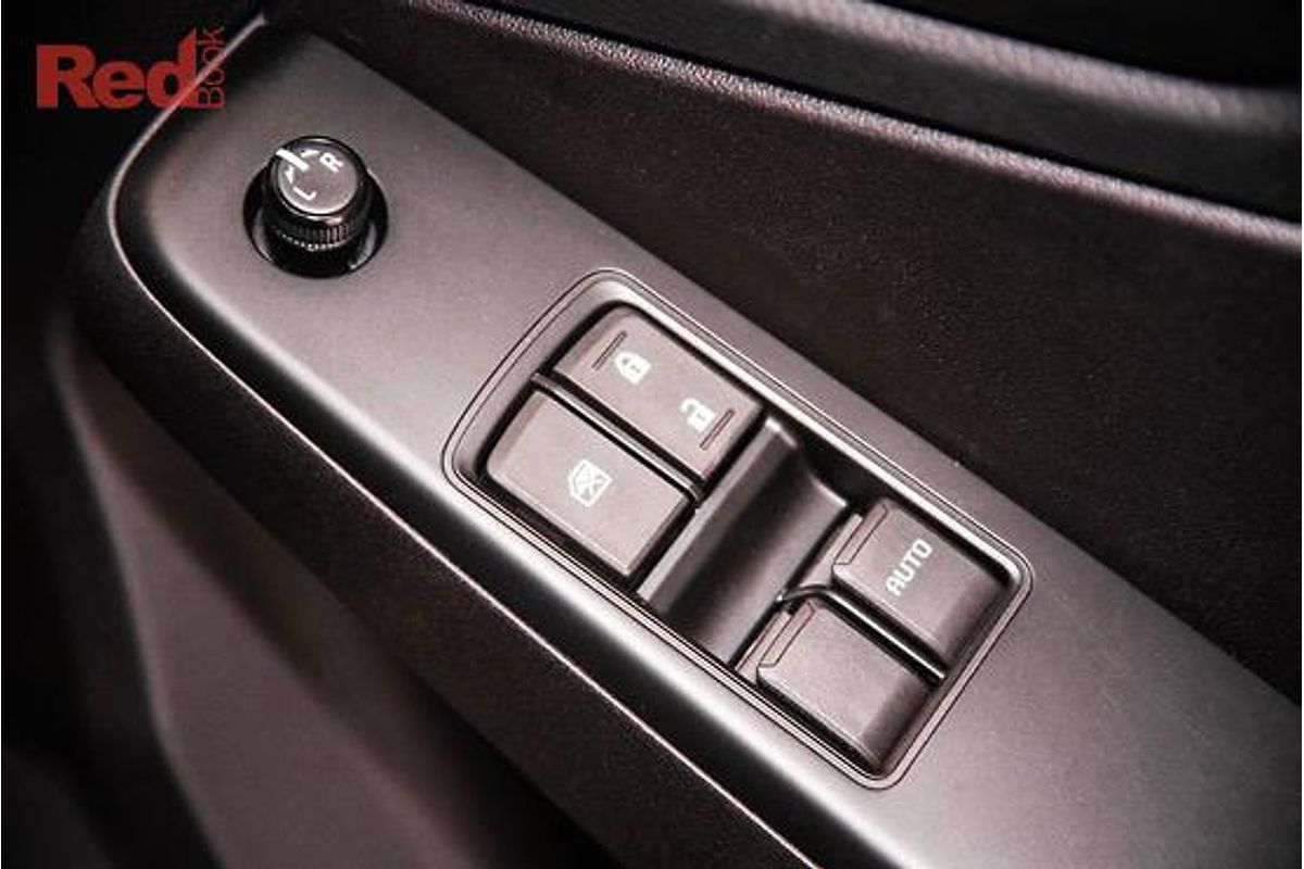 2025 Isuzu D-MAX SX 4X4