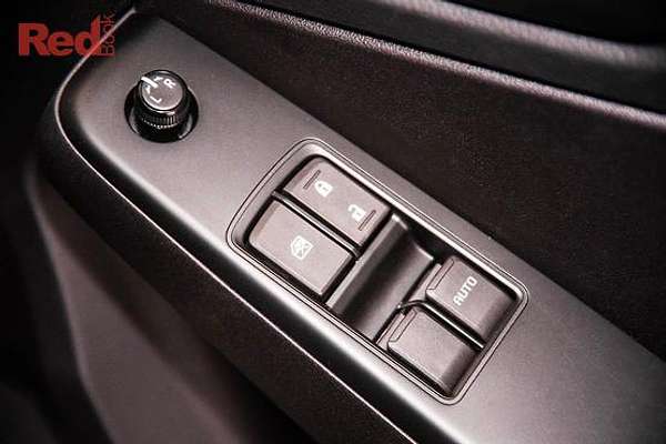 2025 Isuzu D-MAX SX 4X4