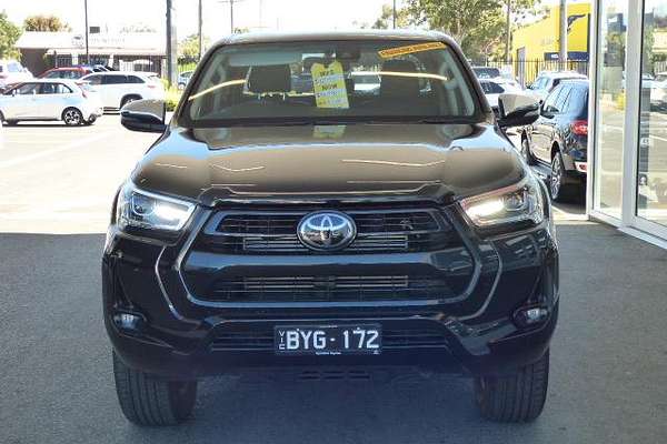 2022 Toyota Hilux SR5 GUN126R 4X4