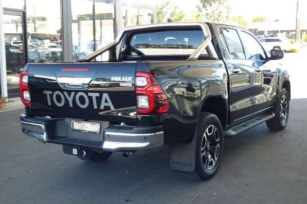 2022 Toyota Hilux SR5 GUN126R 4X4
