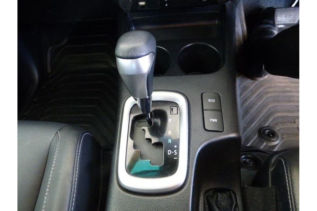 2022 Toyota Hilux SR5 GUN126R 4X4
