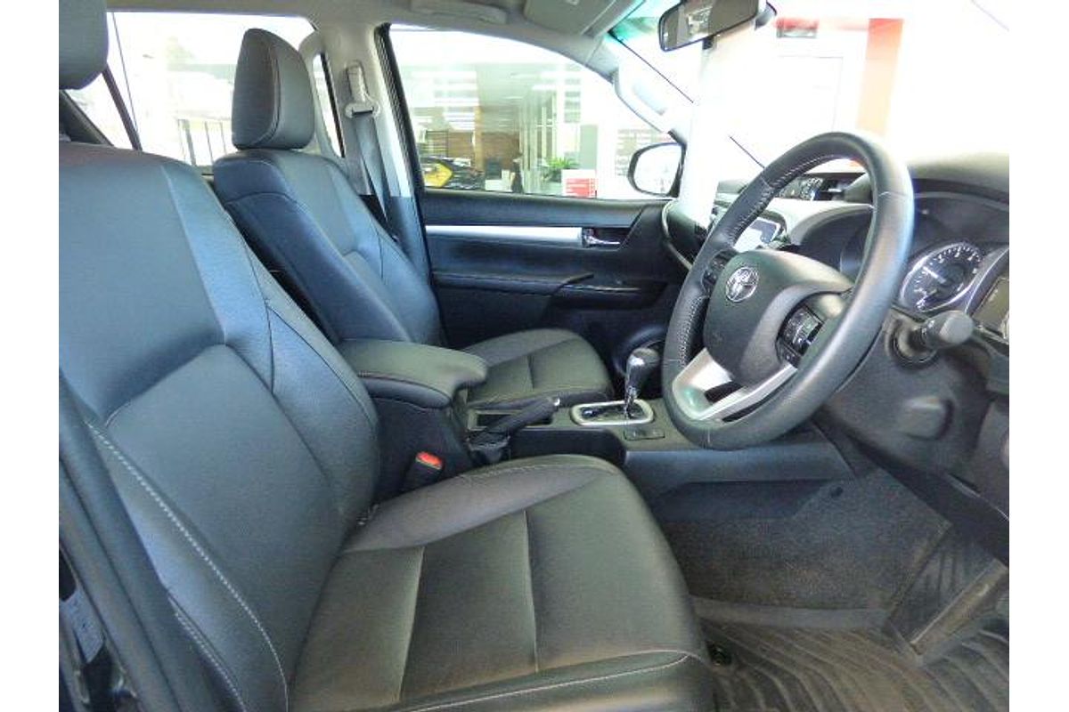 2022 Toyota Hilux SR5 GUN126R 4X4