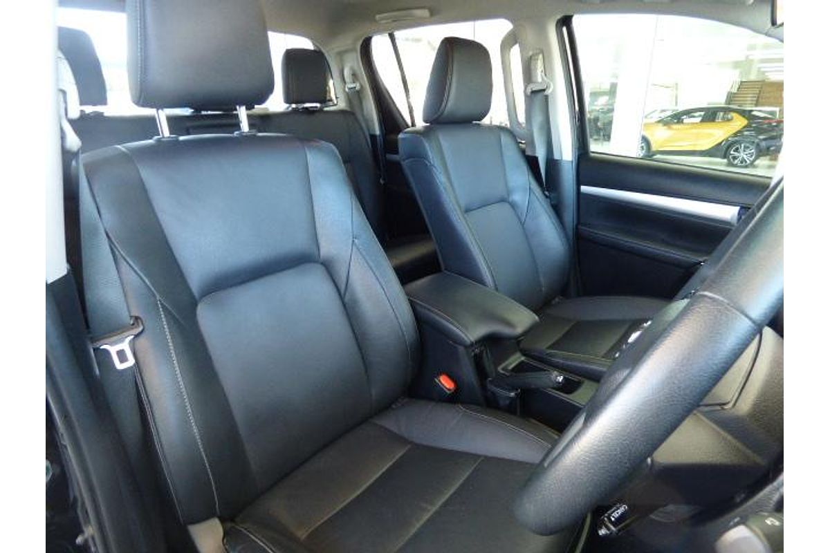 2022 Toyota Hilux SR5 GUN126R 4X4