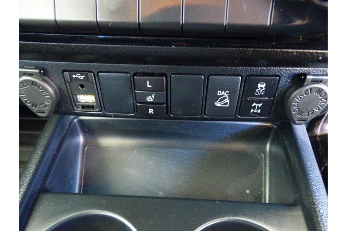 2022 Toyota Hilux SR5 GUN126R 4X4