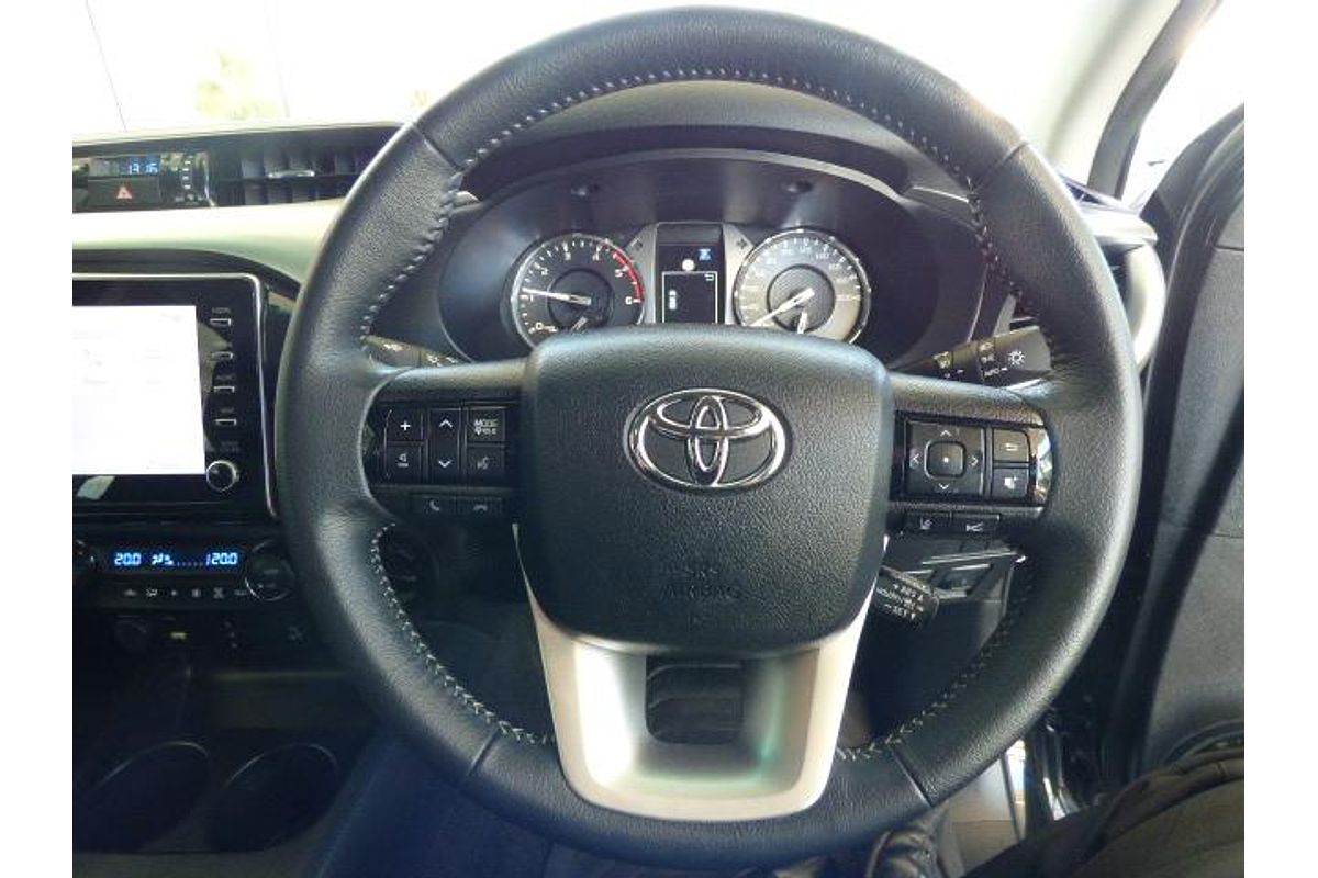 2022 Toyota Hilux SR5 GUN126R 4X4