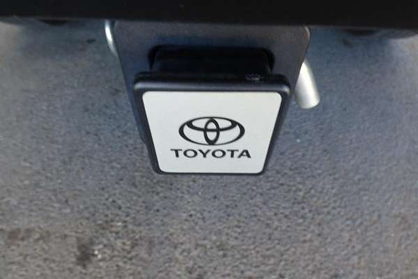 2022 Toyota Hilux SR5 GUN126R 4X4