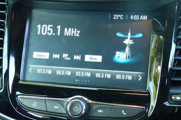 2022 Toyota Hilux SR5 GUN126R 4X4