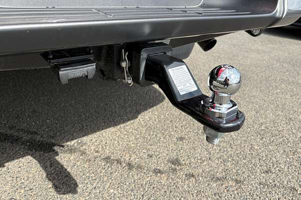 2024 Toyota Hilux Rogue 48V GUN126R 4X4