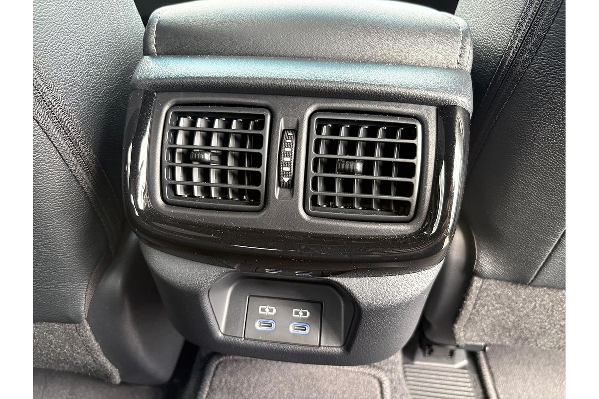 2024 Toyota Hilux Rogue 48V GUN126R 4X4