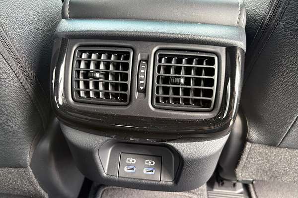 2024 Toyota Hilux Rogue 48V GUN126R 4X4