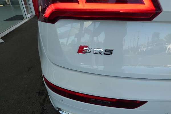 2018 Audi SQ5 FY