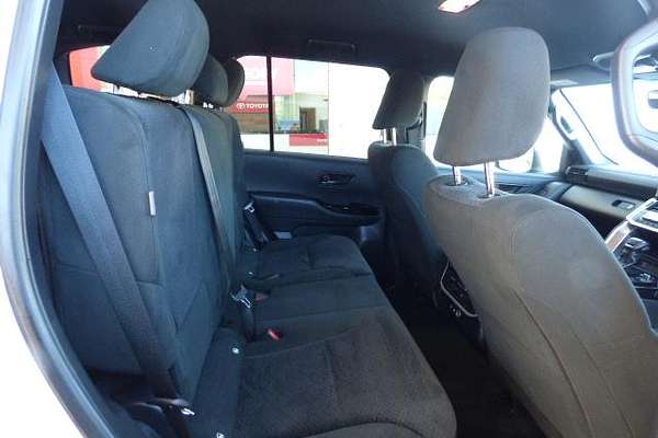 2021 Toyota Landcruiser GXL FJA300R