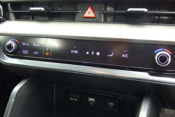 2022 Kia Sportage SX NQ5