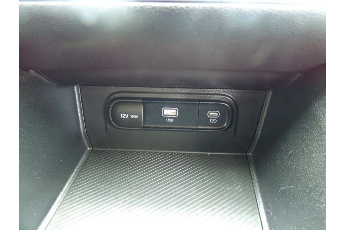 2022 Kia Sportage SX NQ5