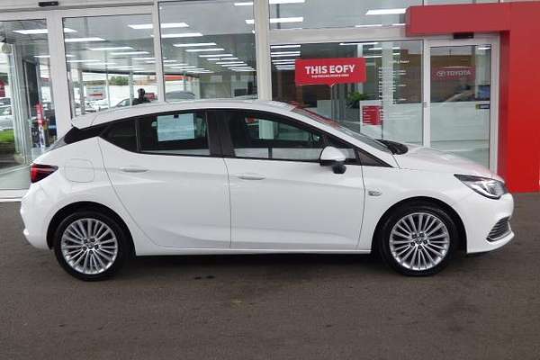 2017 Holden Astra R BK