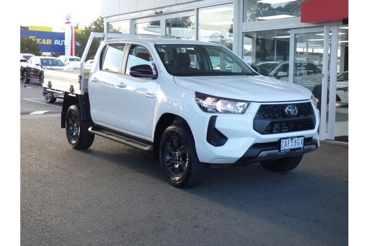 2024 Toyota Hilux SR 48V GUN126R 4X4