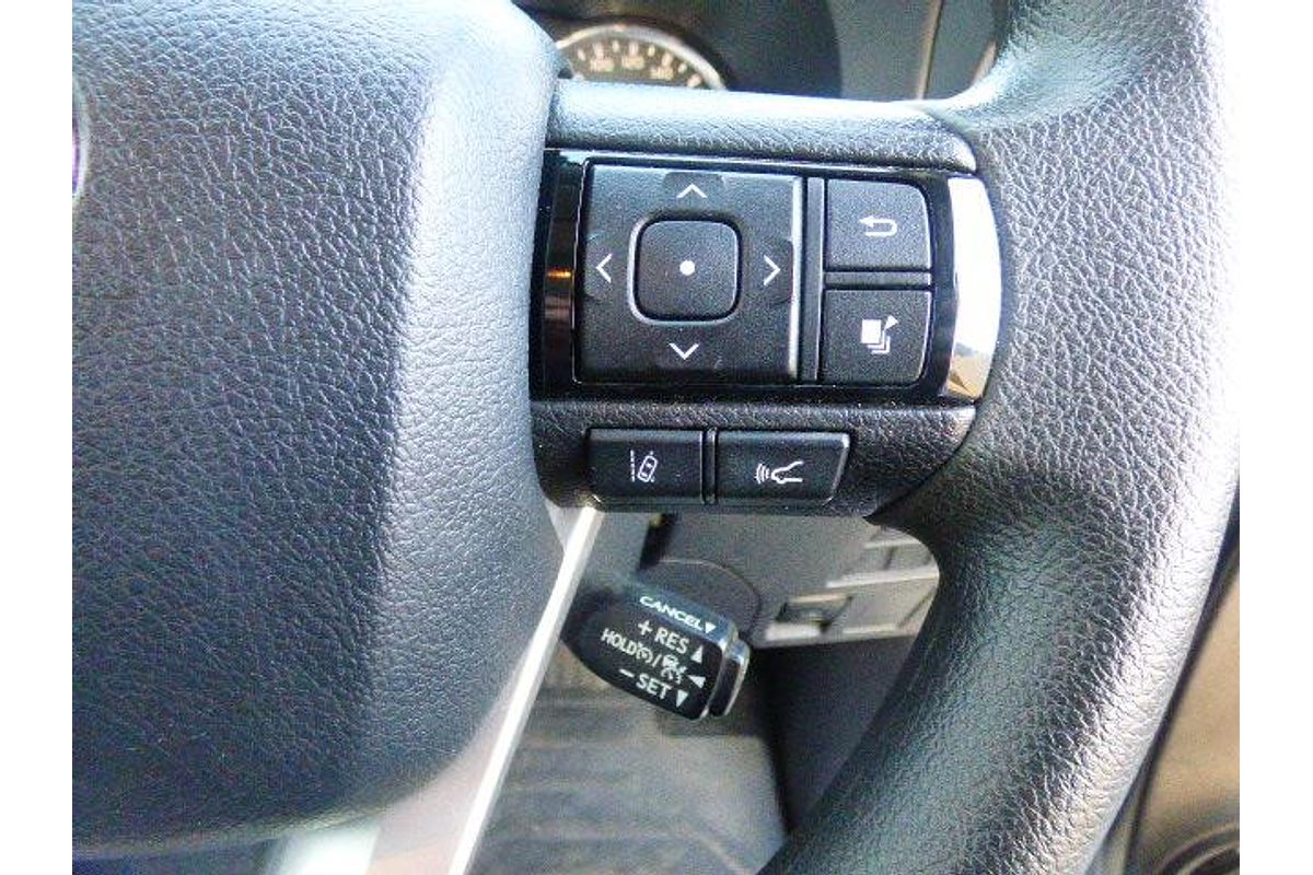 2024 Toyota Hilux SR 48V GUN126R 4X4