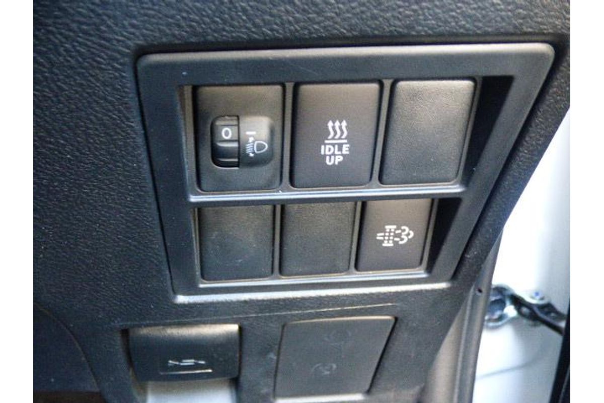 2024 Toyota Hilux SR 48V GUN126R 4X4