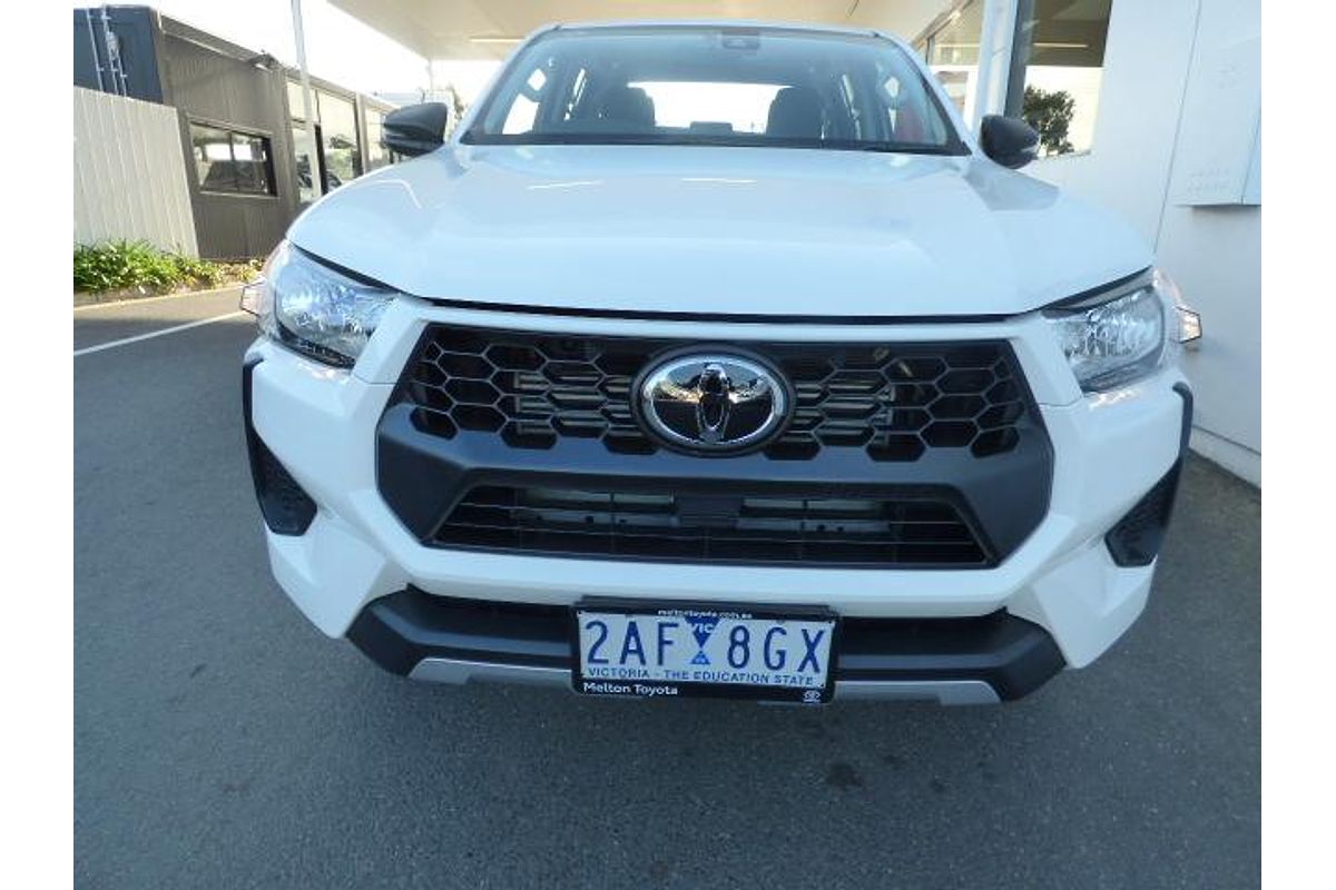 2024 Toyota Hilux SR 48V GUN126R 4X4