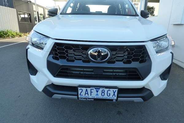 2024 Toyota Hilux SR 48V GUN126R 4X4