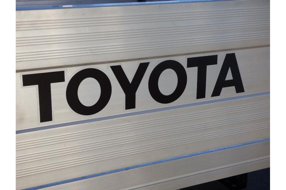 2024 Toyota Hilux SR 48V GUN126R 4X4
