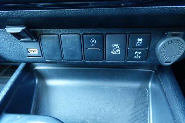 2024 Toyota Hilux SR 48V GUN126R 4X4