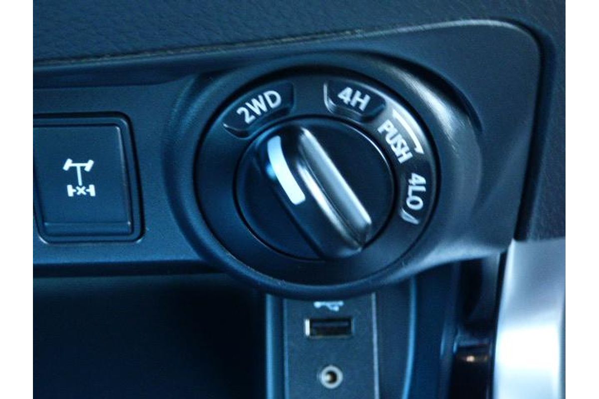 2018 Nissan Navara ST D23 Series 3 4X4