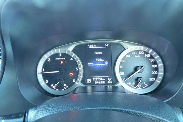 2018 Nissan Navara ST D23 Series 3 4X4