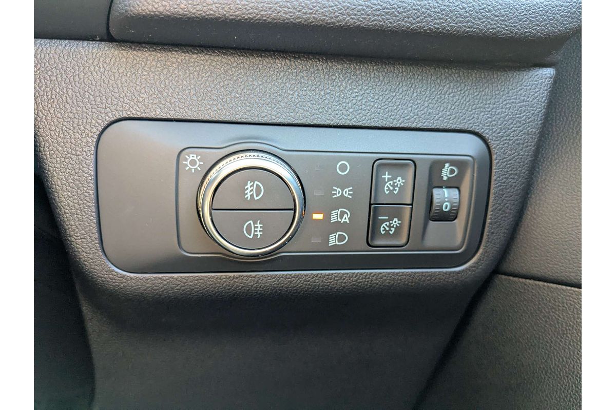 2023 Ford Escape ZH