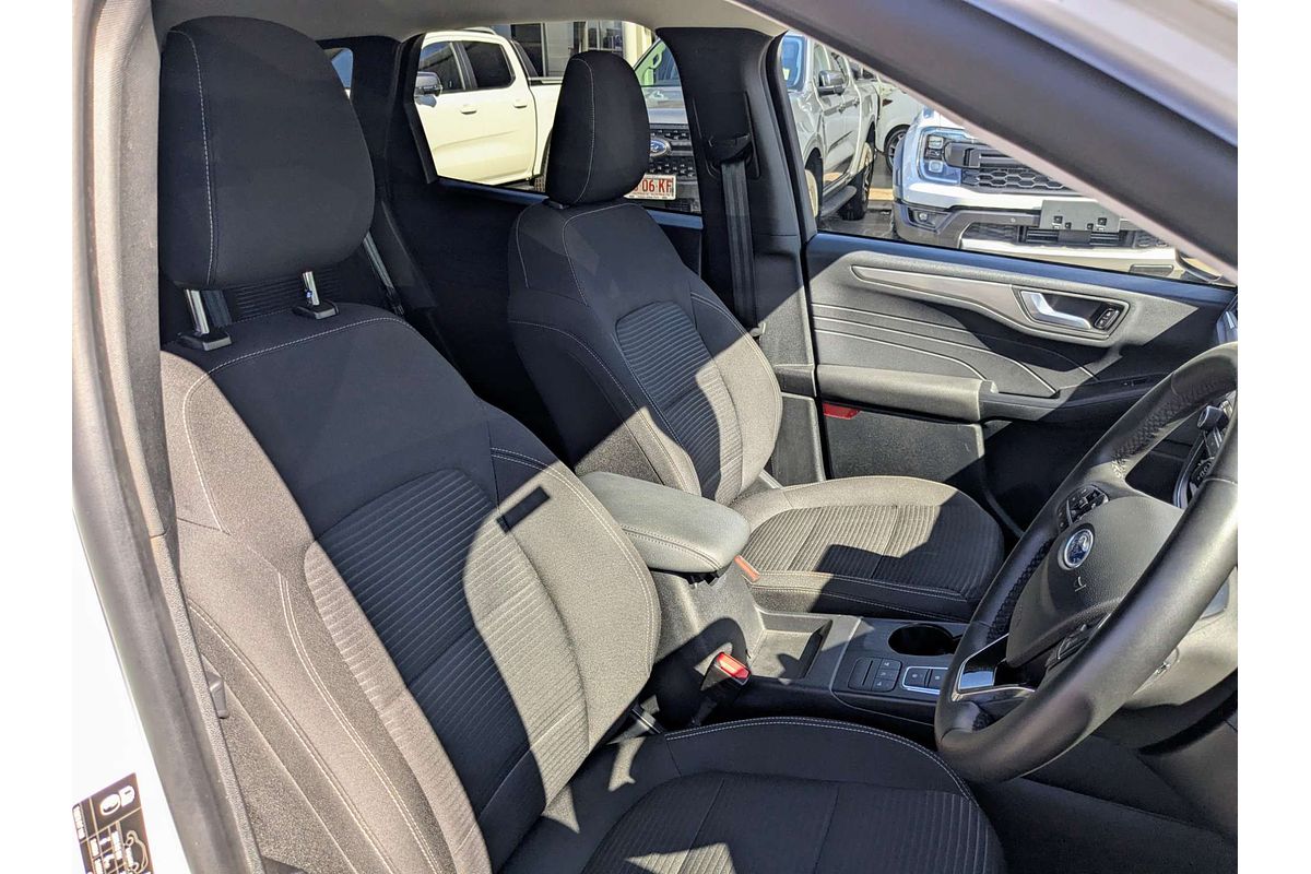 2023 Ford Escape ZH