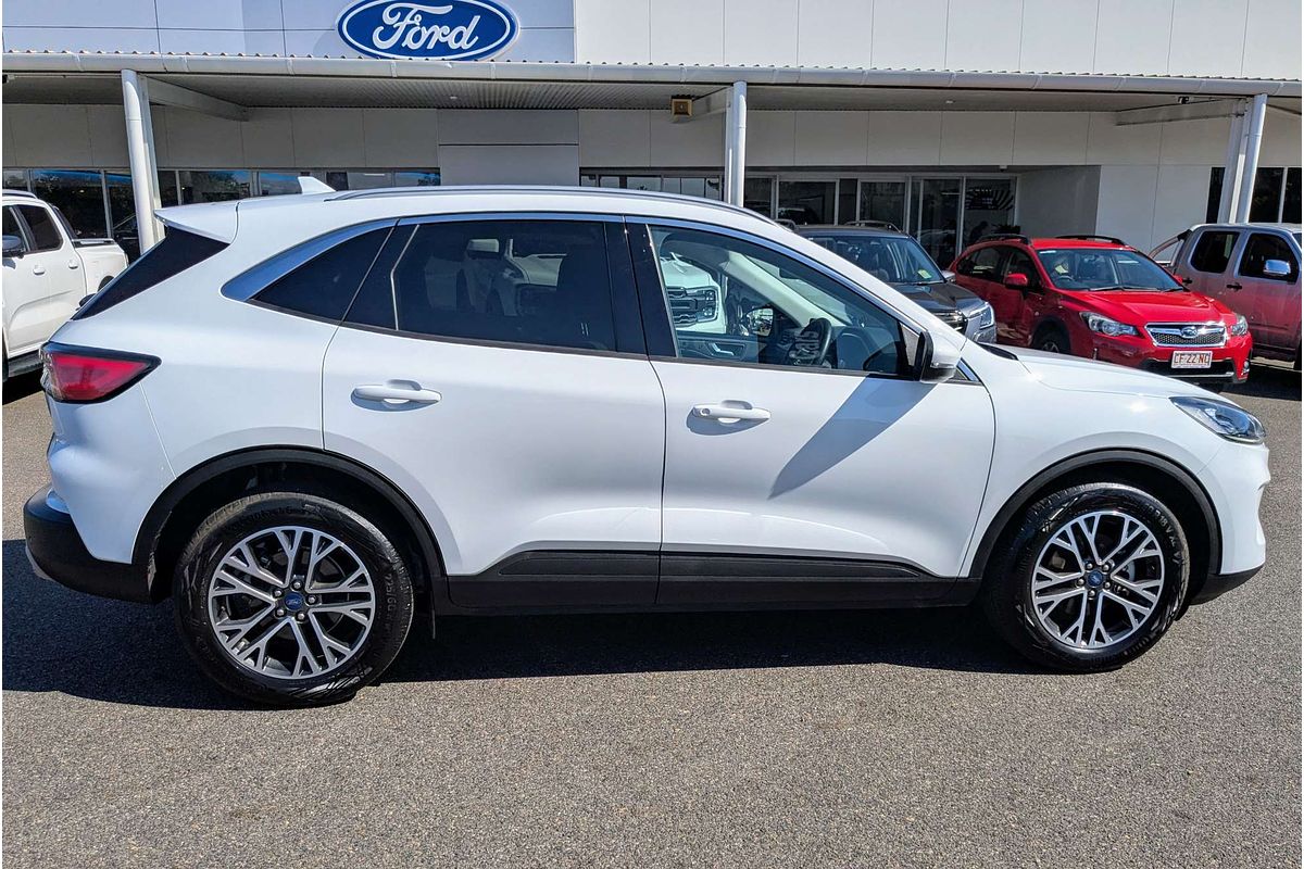 2023 Ford Escape ZH