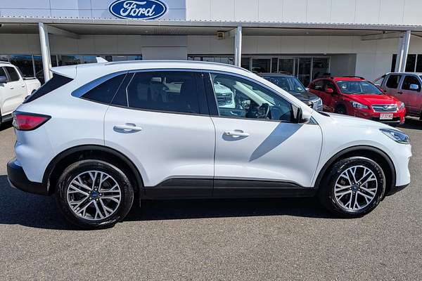 2023 Ford Escape ZH
