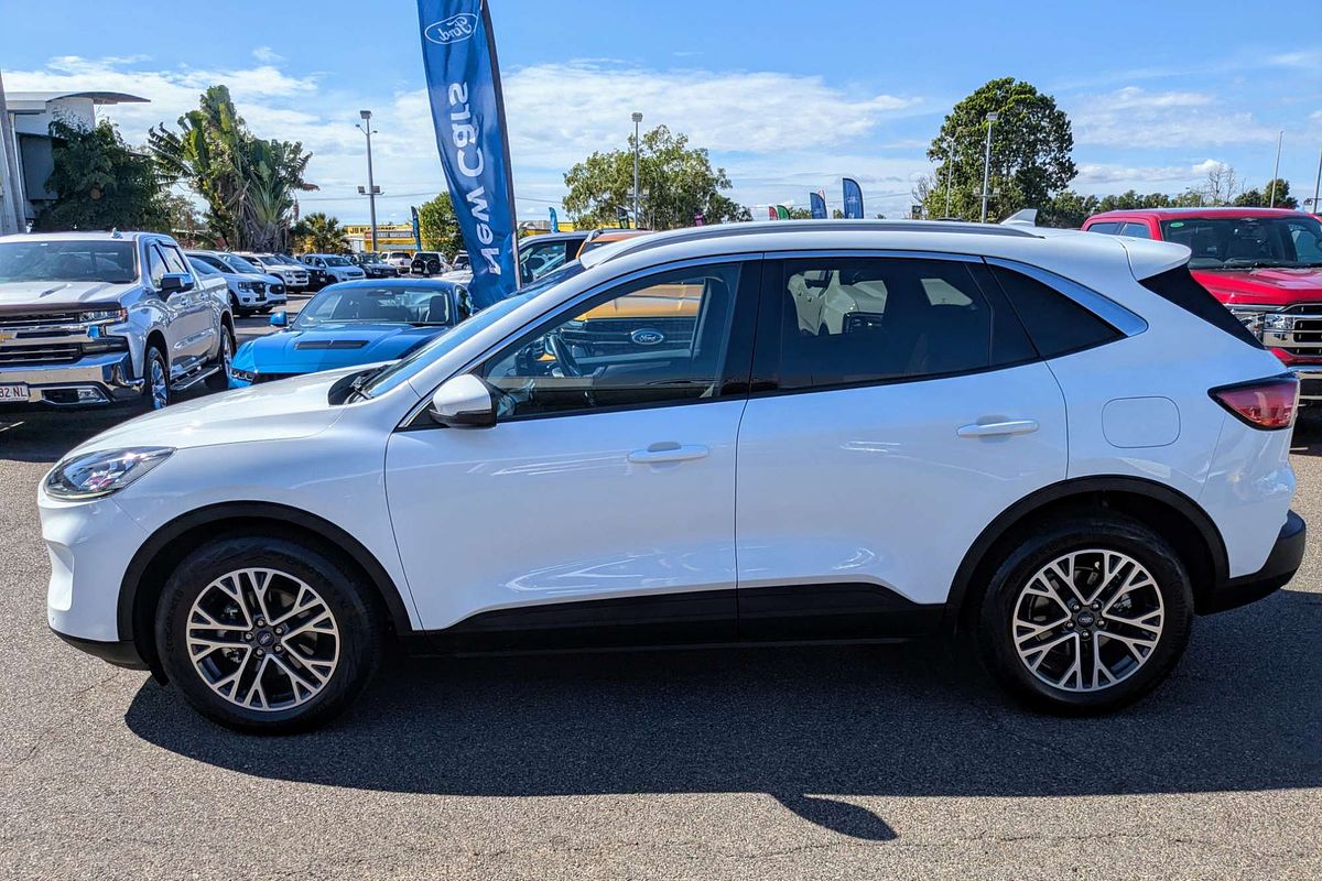 2023 Ford Escape ZH
