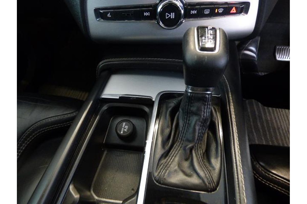 2018 Volvo XC90 D5 Momentum