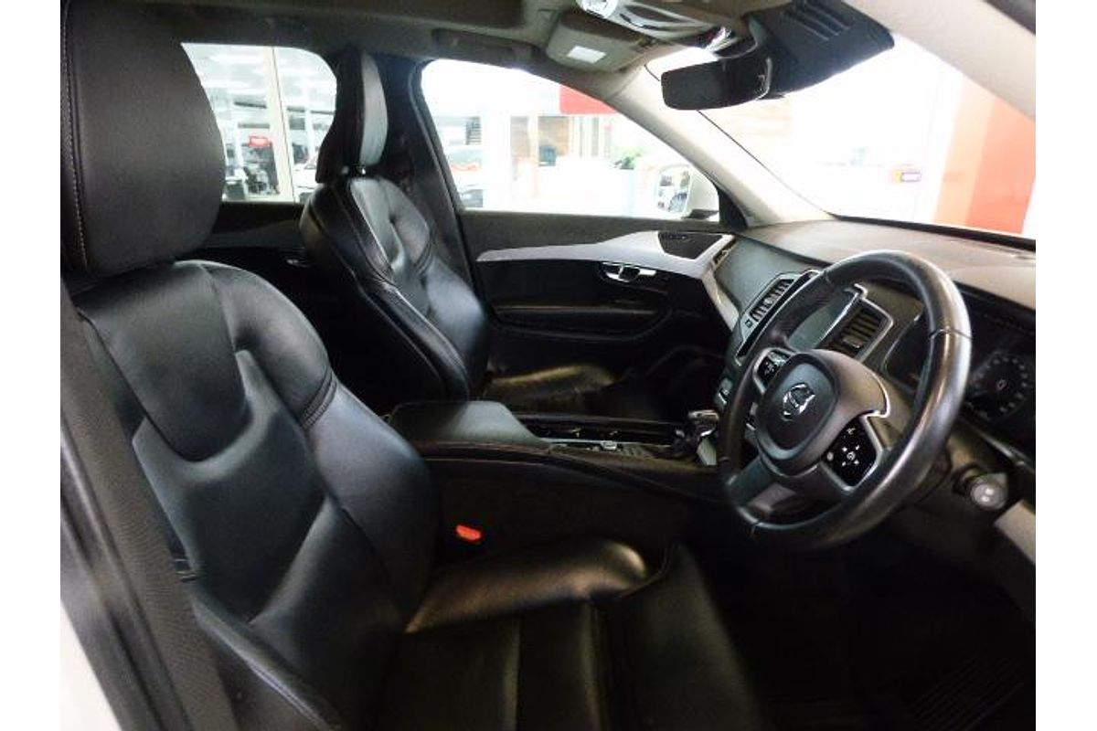 2018 Volvo XC90 D5 Momentum