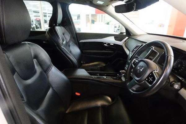 2018 Volvo XC90 D5 Momentum