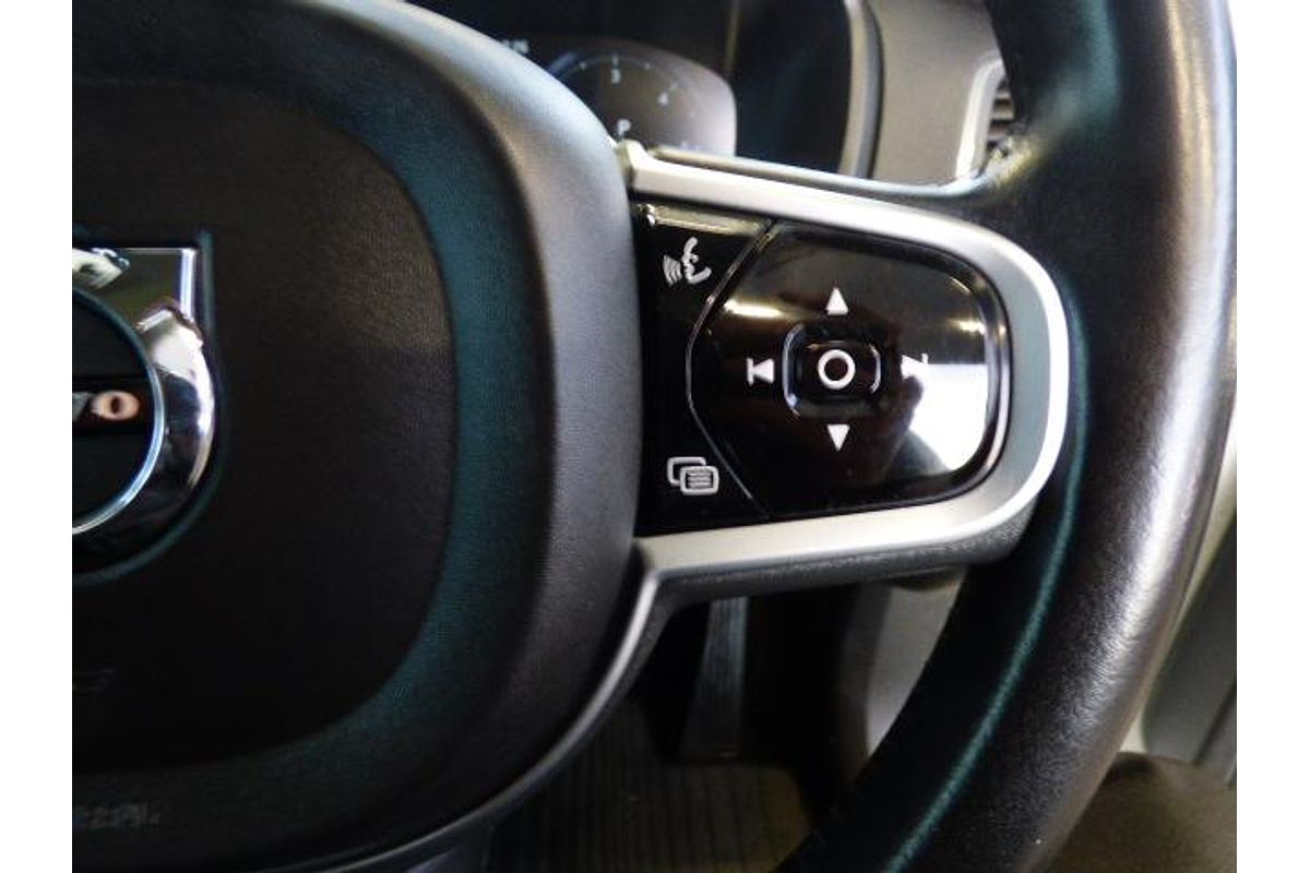 2018 Volvo XC90 D5 Momentum