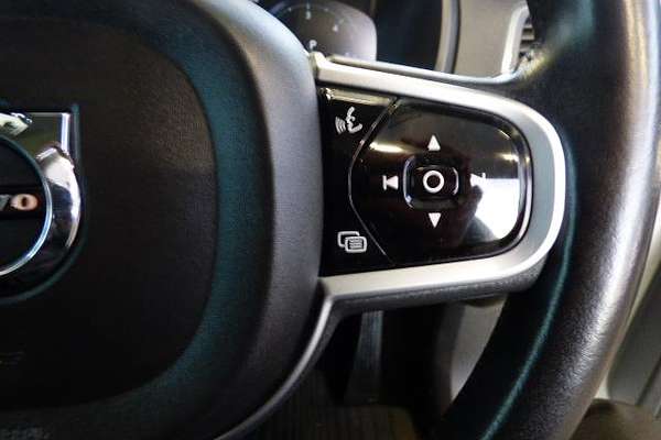 2018 Volvo XC90 D5 Momentum