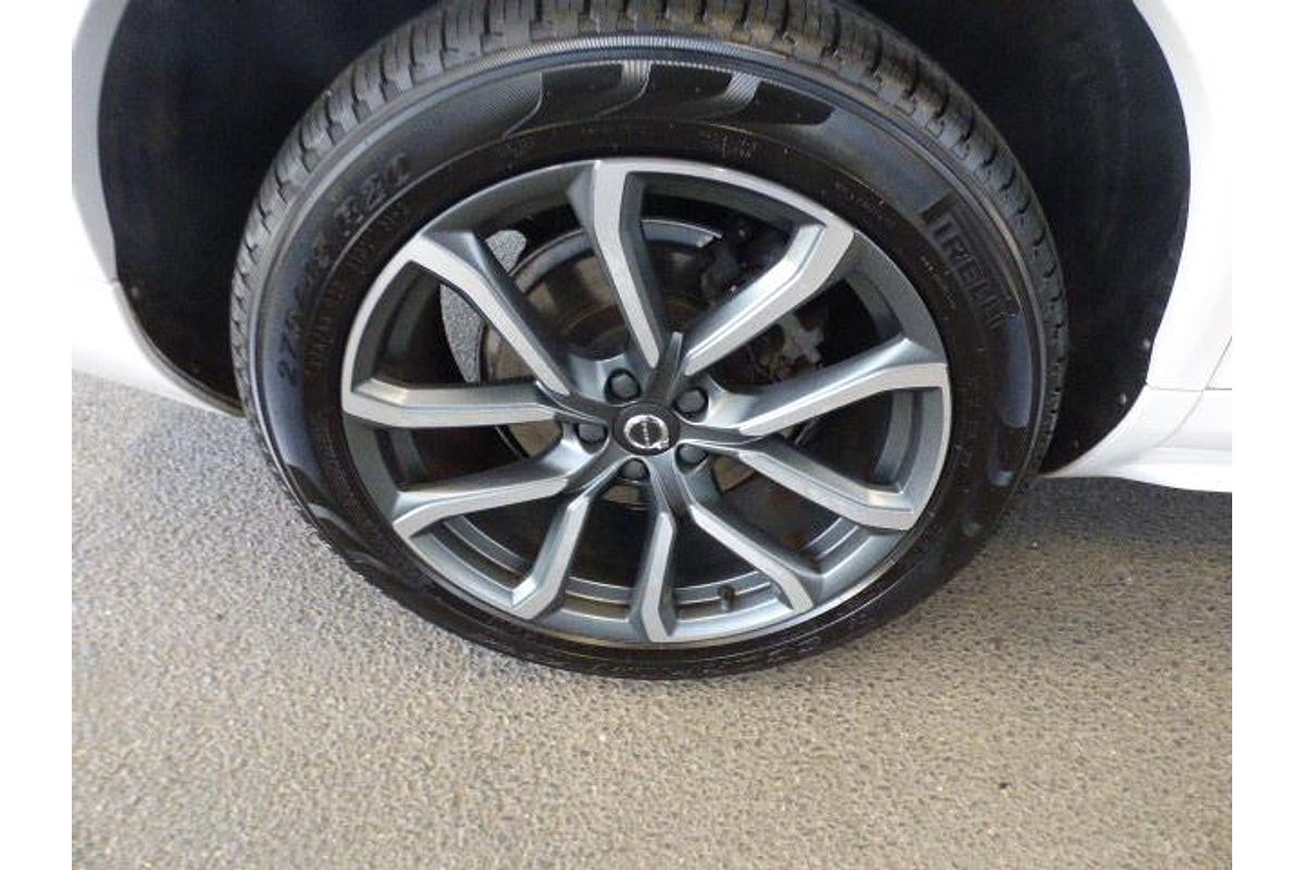 2018 Volvo XC90 D5 Momentum