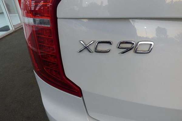 2018 Volvo XC90 D5 Momentum