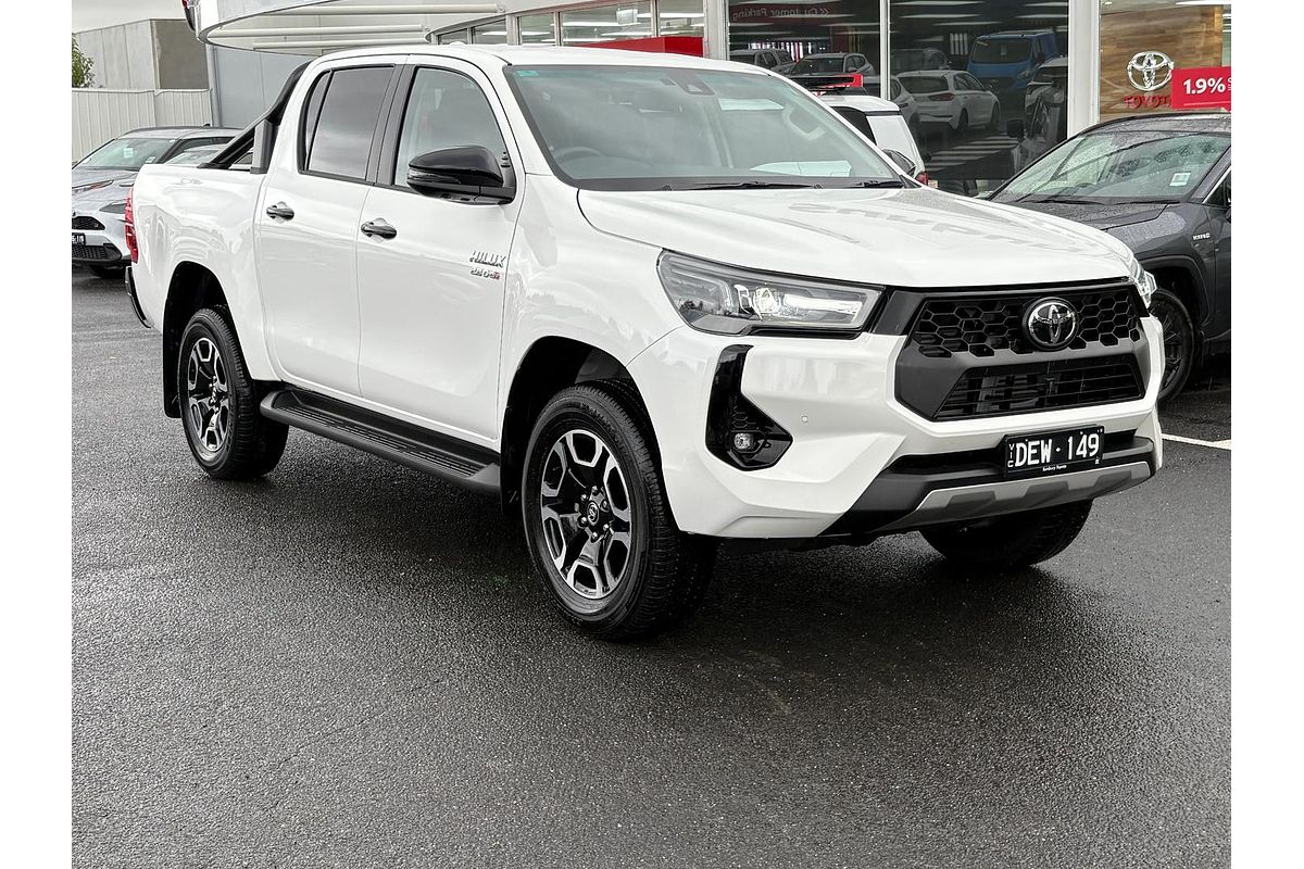 2024 Toyota Hilux SR5 48V GUN126R 4X4